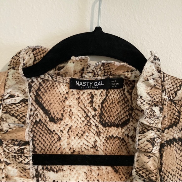 Nasty Gal Snake the High Road Front-tie Romper - Picture 4 of 5